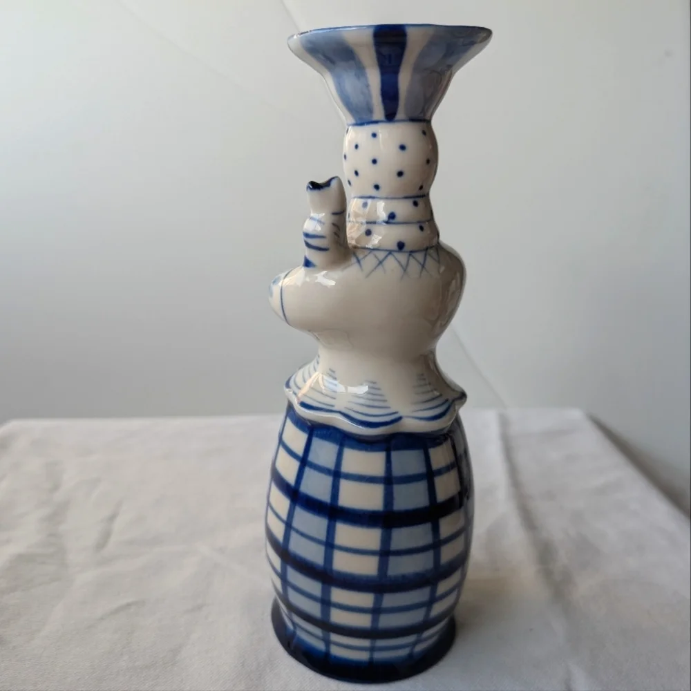 Russian Gzhel Handpainted Blue Detail Girl & Kitten Porcelain Vase Vintage